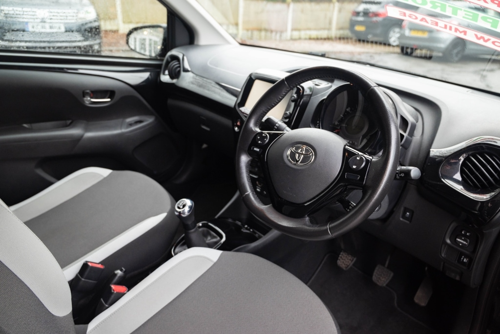 Used Toyota AYGO 2018 for sale - 77170307: Photo 4