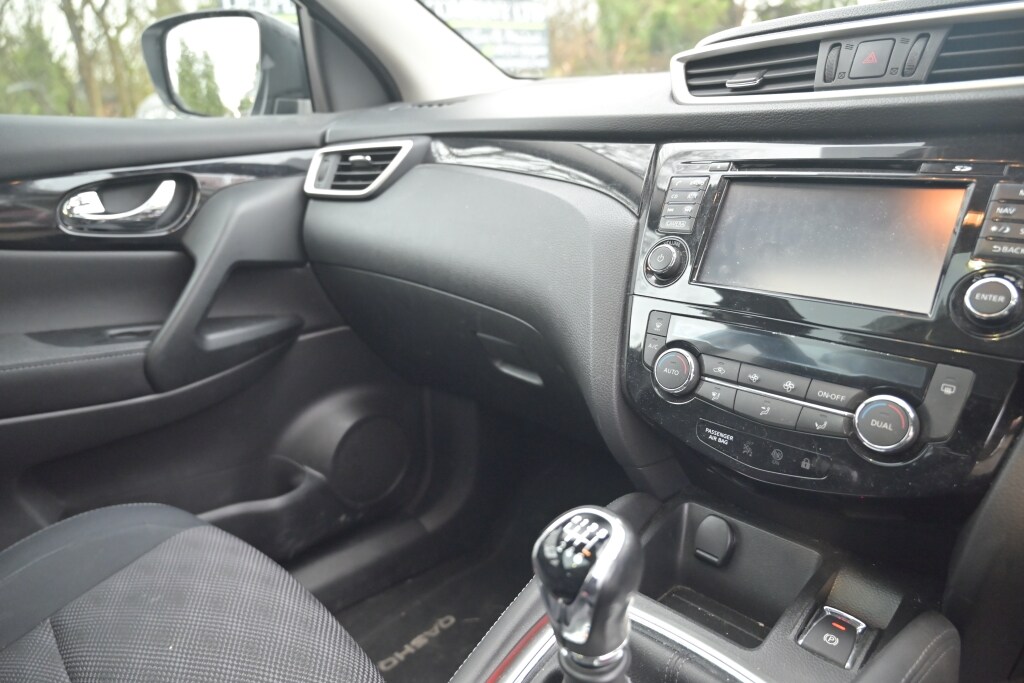 Used Nissan Qashqai 2015 for sale - 77300248: Photo 13