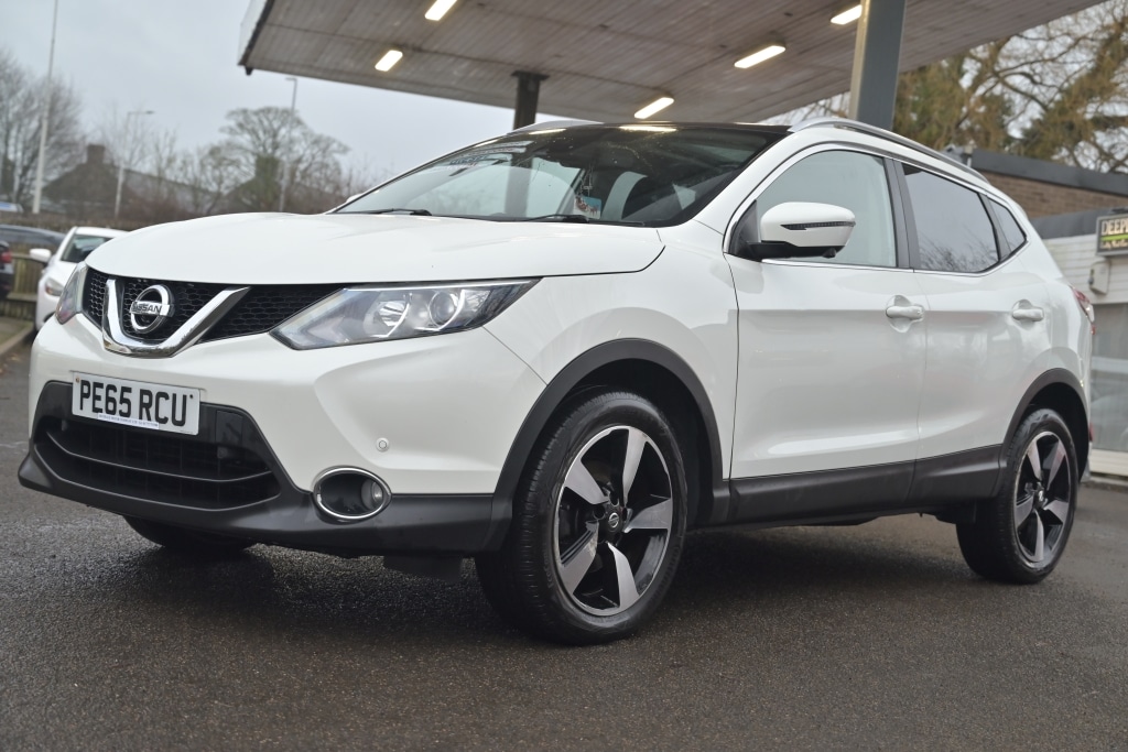 Used Nissan Qashqai 2015 for sale - 77300248: Photo 3