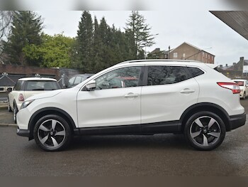 Used Nissan Qashqai 2015 for sale - 77300248: Photo