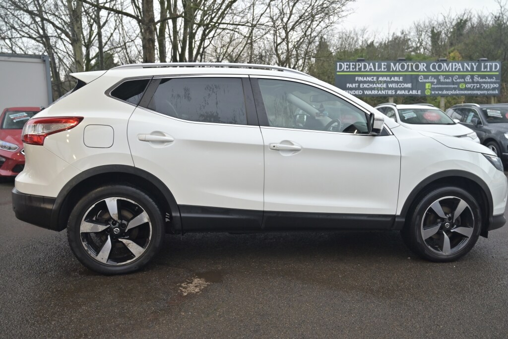 Used Nissan Qashqai 2015 for sale - 77300248: Photo 8
