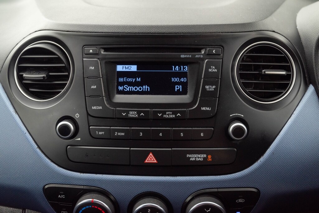 Used Hyundai i10 2015 for sale - 77818669: Photo 22