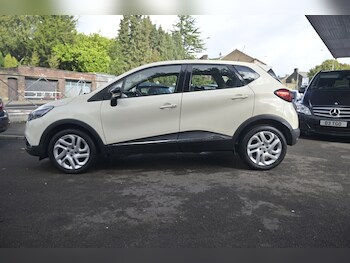 Used Renault Captur 2015 for sale - 75920520: Photo
