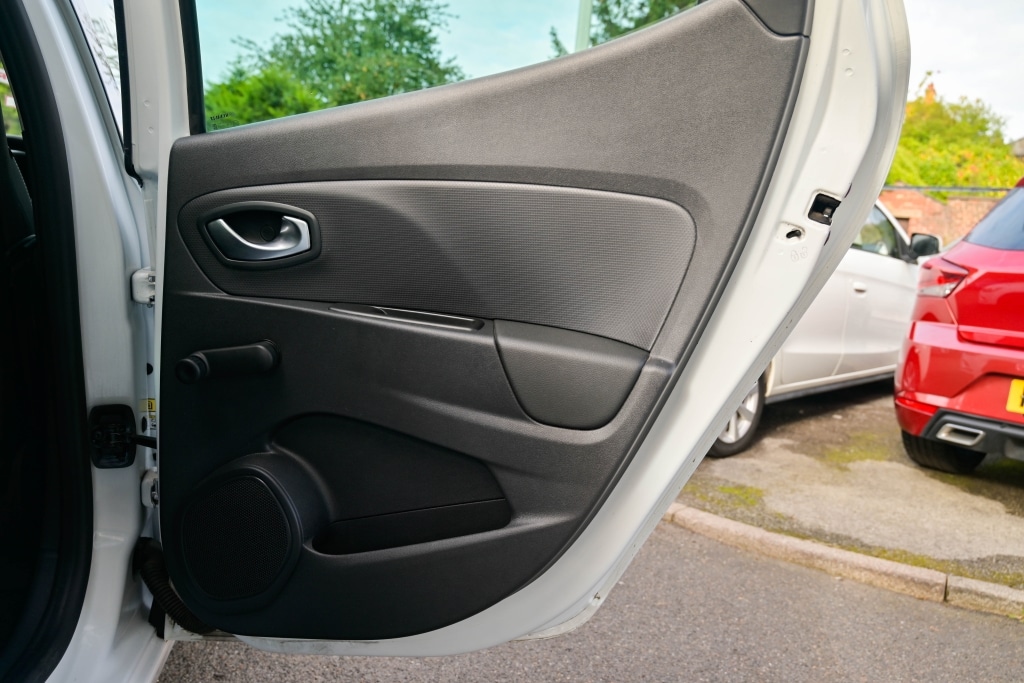 Used Renault Clio 2019 for sale - 75996593: Photo 24