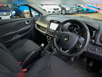 Used Renault Clio 2019 for sale - 75996593: Photo 3