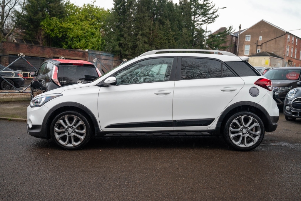 Used Hyundai i20 2016 for sale - 77448992: Photo 4