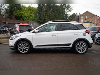 Used Hyundai i20 2016 for sale - 77448992: Photo