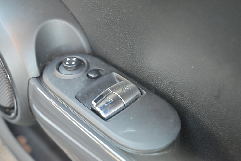 Used MINI Hatch 2017 for sale - 76906420: Photo 17