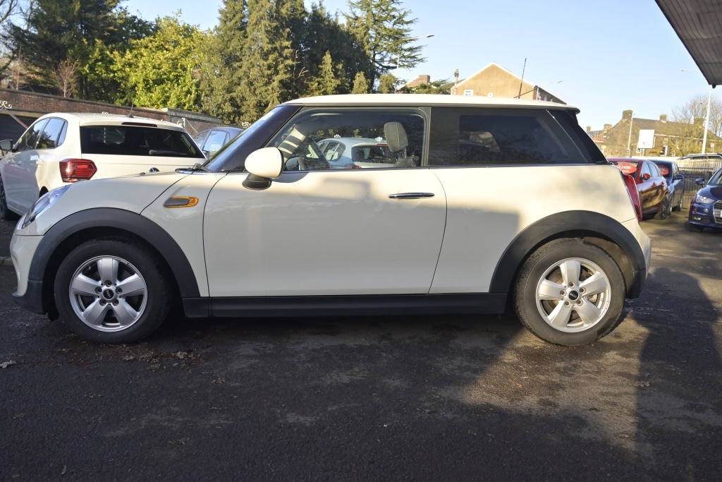 Used MINI Hatch 2017 for sale - 76906420: Photo 3