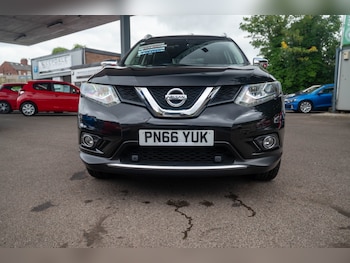 Used Nissan X-Trail 2016 for sale - 79309235: Photo