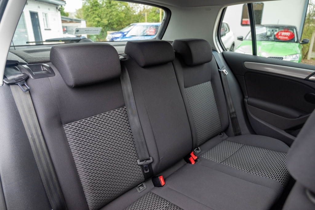 Used Volkswagen Golf 2010 for sale - 78079456: Photo 19