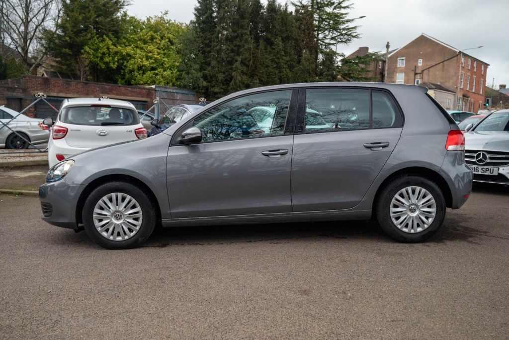 Used Volkswagen Golf 2010 for sale - 78079456: Photo 5