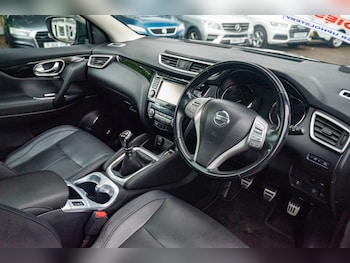 Used Nissan Qashqai 2015 for sale - 78790230: Photo