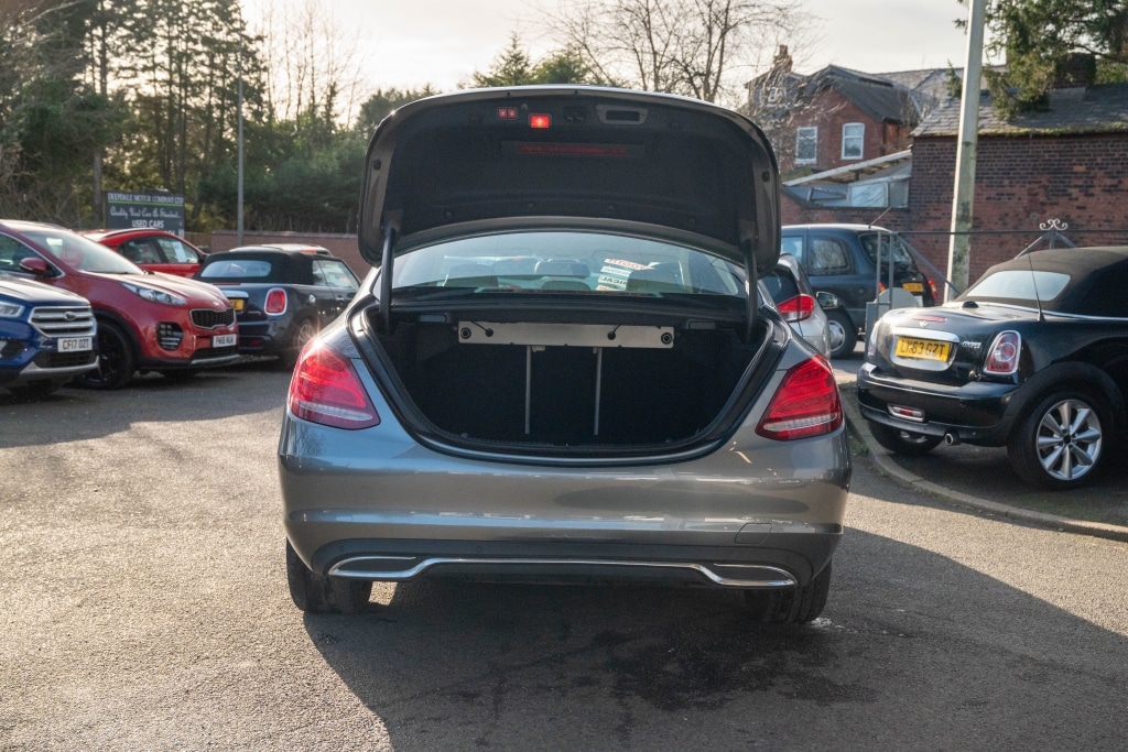 Used Mercedes-Benz C Class 2018 for sale - 77837284: Photo 15