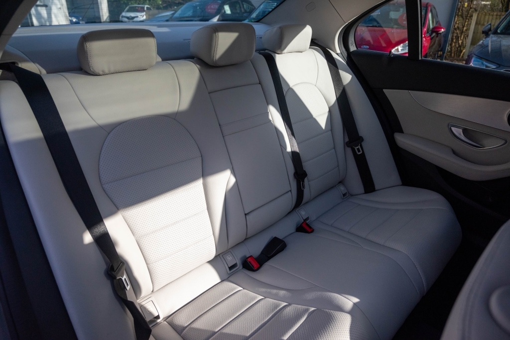 Used Mercedes-Benz C Class 2018 for sale - 77837284: Photo 17