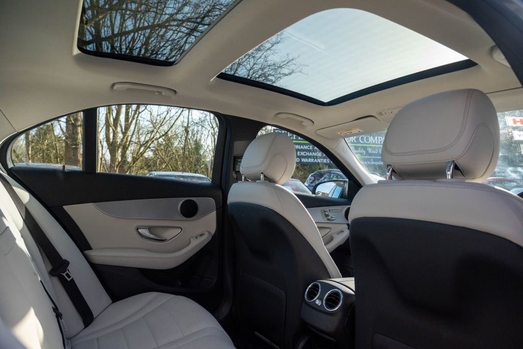 Used Mercedes-Benz C Class 2018 for sale - 77837284: Photo 18