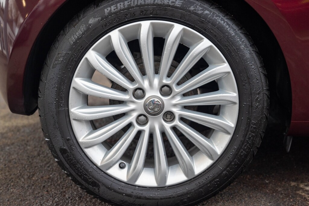 Used Vauxhall ADAM 2015 for sale - 77379543: Photo 16