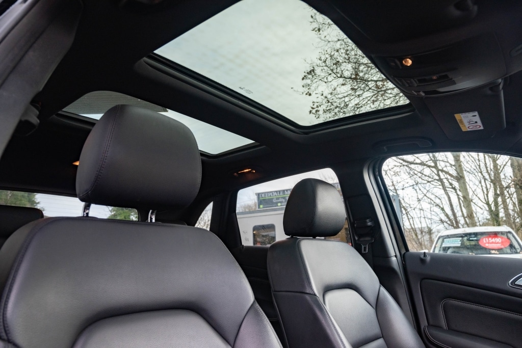 Used Mercedes-Benz B Class 2014 for sale - 76817478: Photo 2