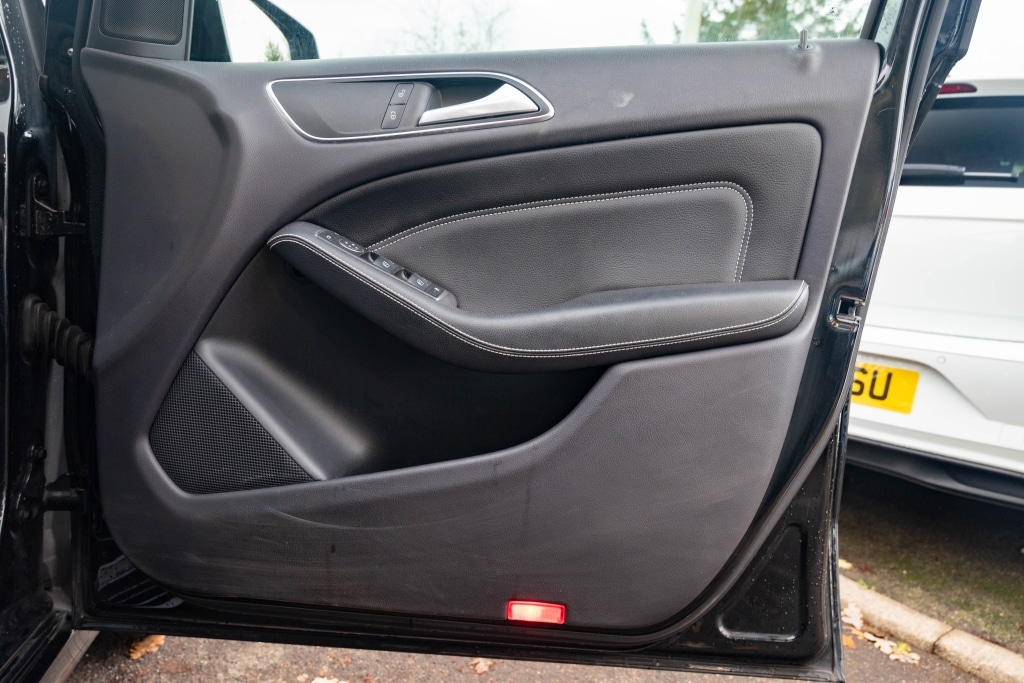 Used Mercedes-Benz B Class 2014 for sale - 76817478: Photo 22