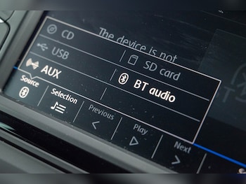 Used Volkswagen Polo 2017 for sale - 76951422: Photo