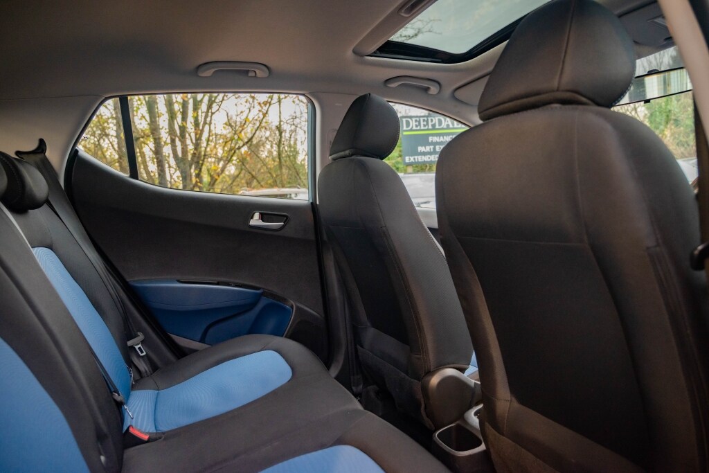 Used Hyundai i10 2016 for sale - 76543133: Photo 19