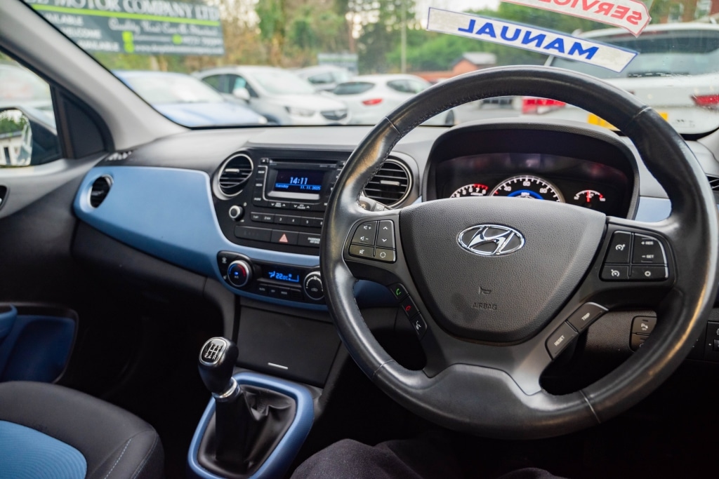 Used Hyundai i10 2016 for sale - 76543133: Photo 24
