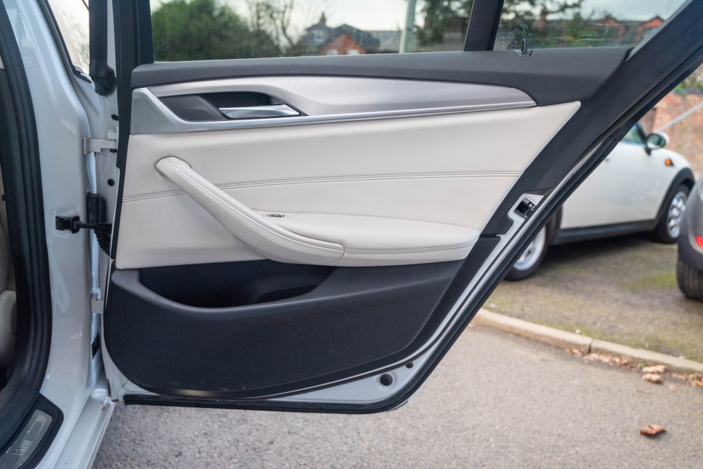 Used BMW 5 Series 2017 for sale - 77314219: Photo 19