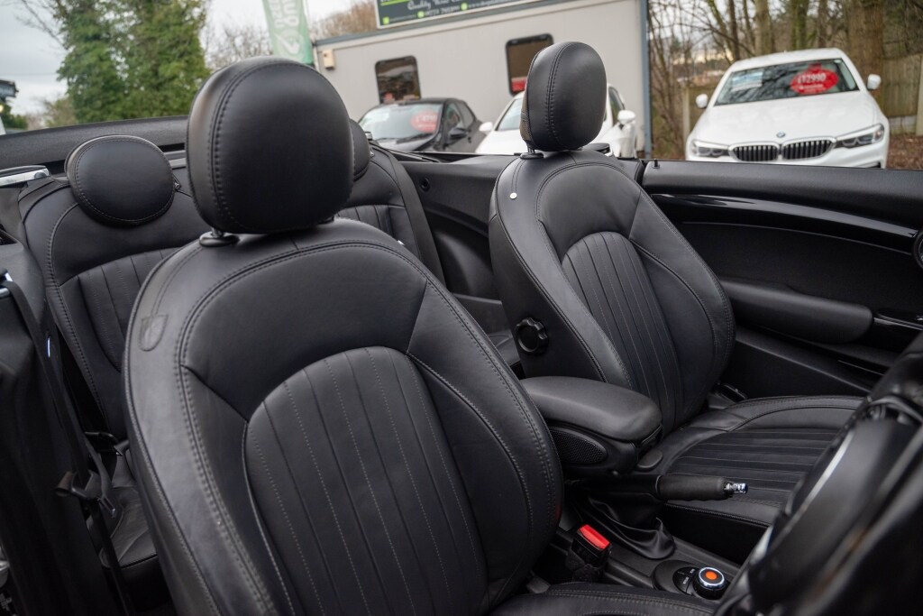 Used MINI Convertible 2019 for sale - 77423704: Photo 19