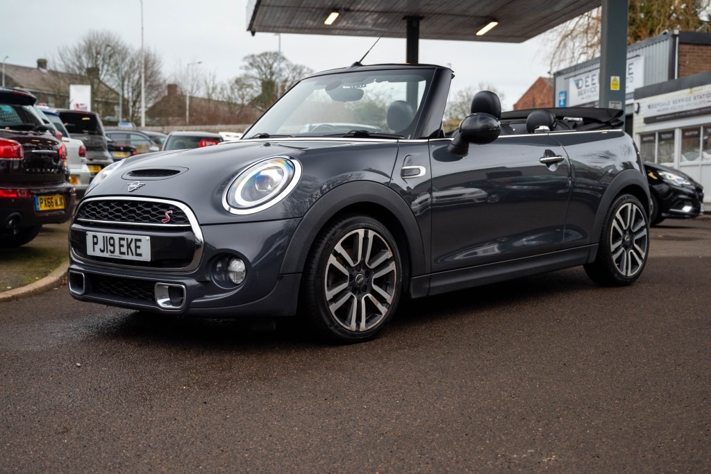 Used MINI Convertible 2019 for sale - 77423704: Photo 4