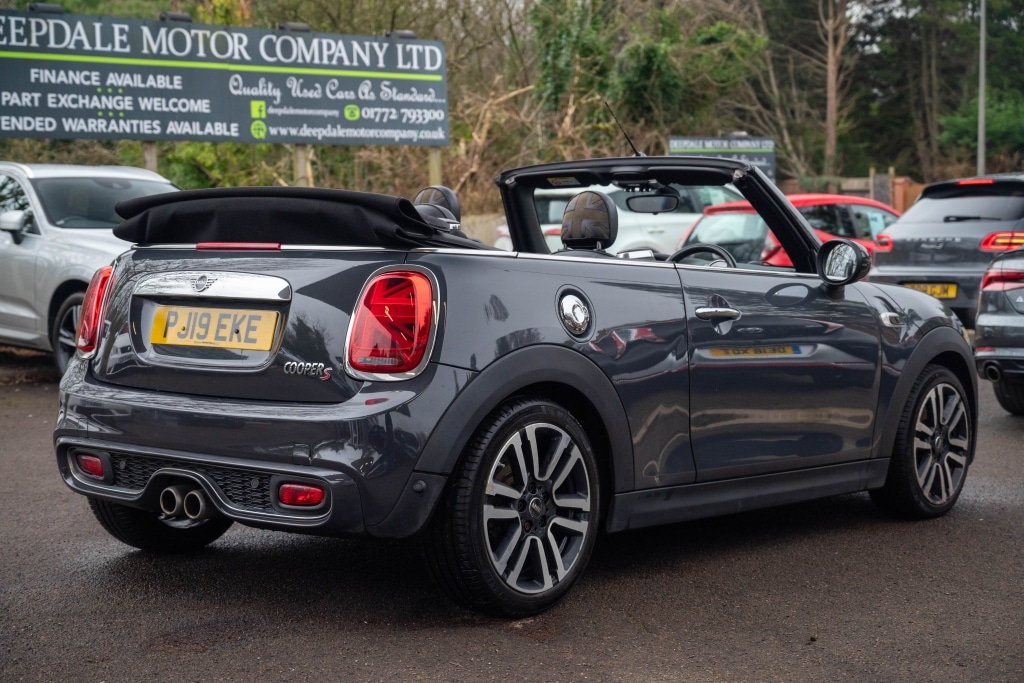 Used MINI Convertible 2019 for sale - 77423704: Photo 8