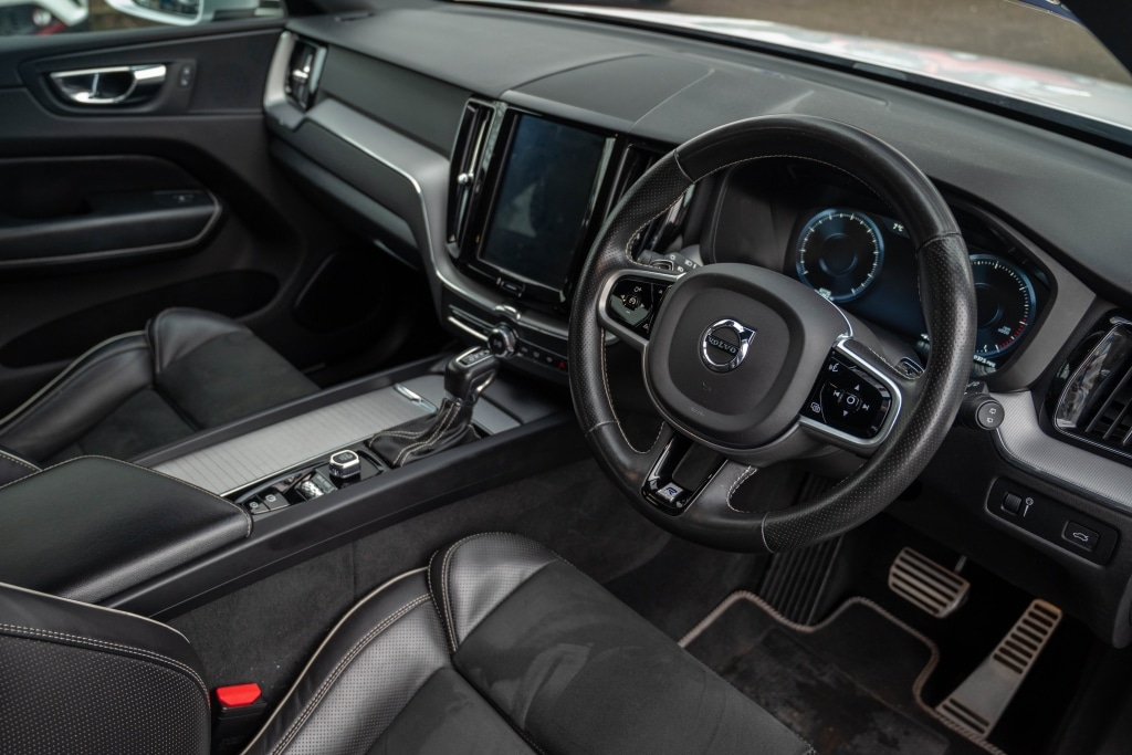 Used Volvo XC60 2018 for sale - 77419453: Photo 4