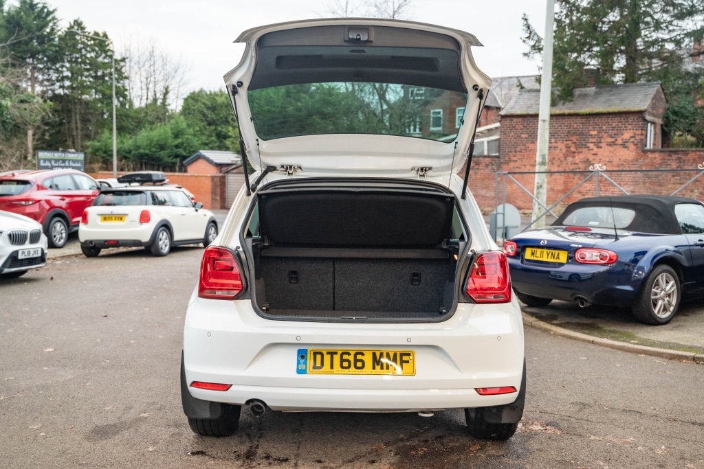 Used Volkswagen Polo 2017 for sale - 77070443: Photo 12