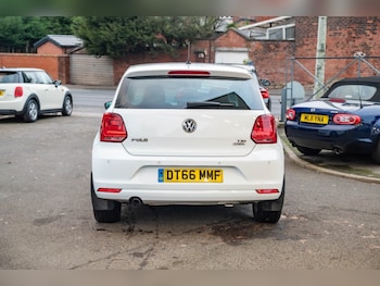 Used Volkswagen Polo 2017 for sale - 77070443: Photo