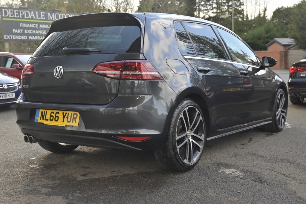 Used Volkswagen Golf 2016 for sale - 77652424: Photo 8