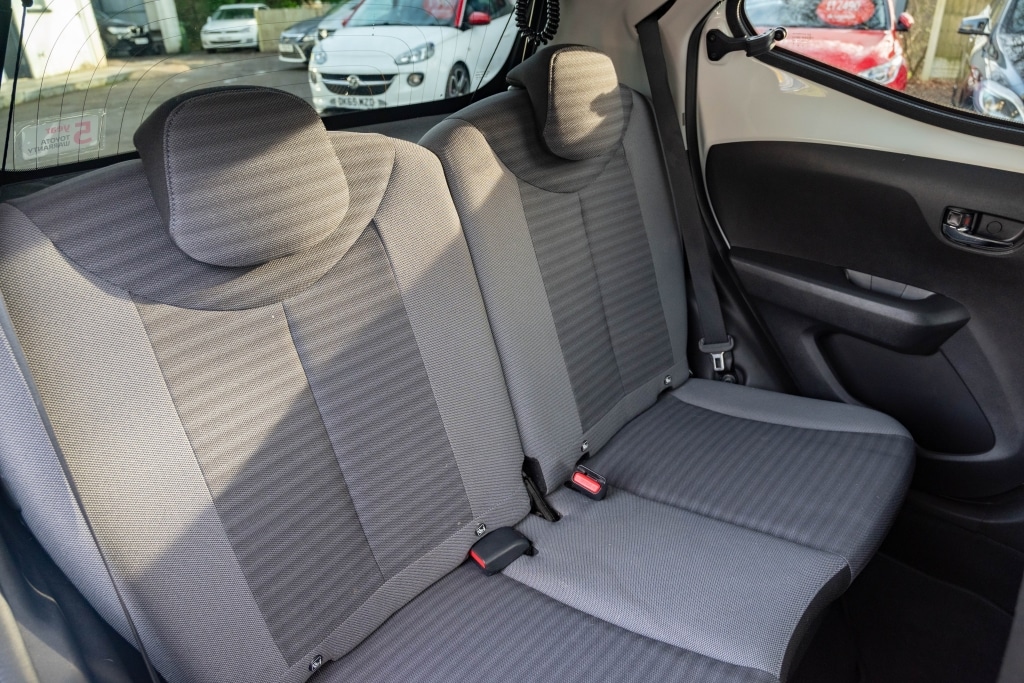 Used Toyota AYGO 2018 for sale - 76906423: Photo 21