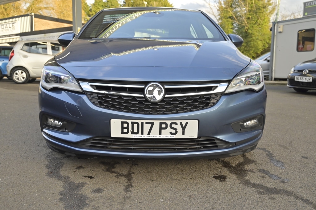 Used Vauxhall Astra 2017 for sale - 77652412: Photo 2