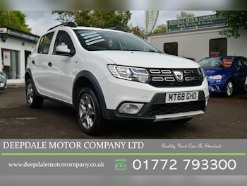 Used Dacia Sandero Stepway 2018 for sale - 75996597: Photo