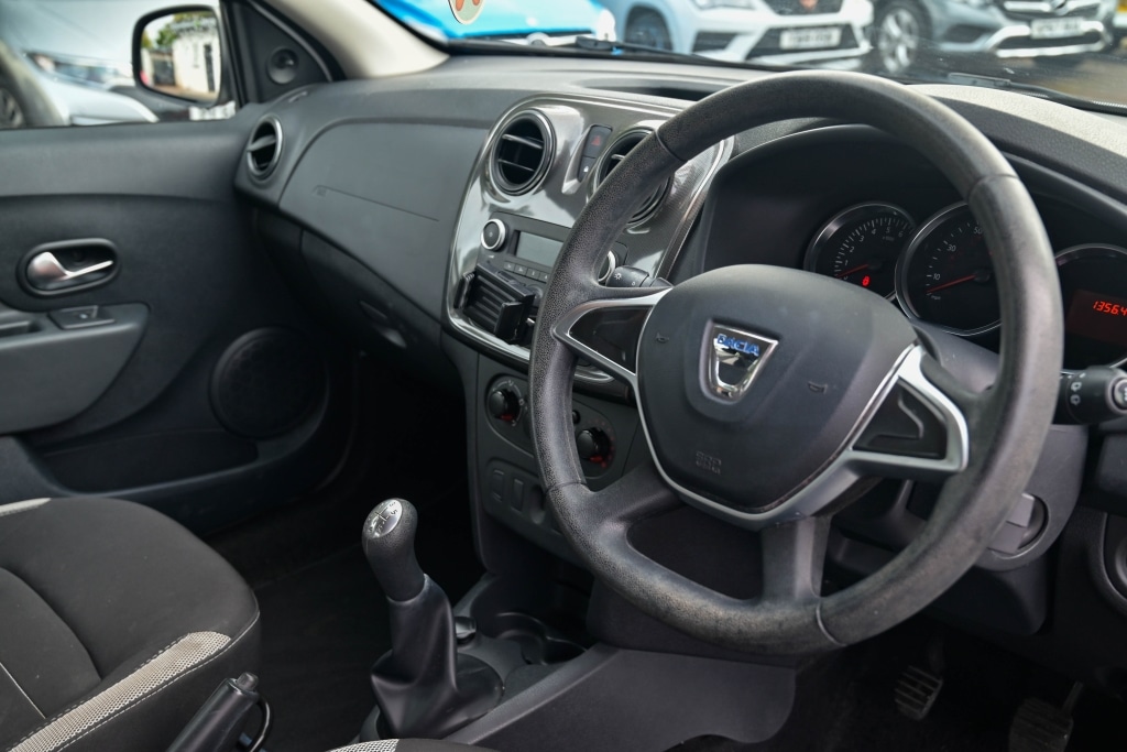 Used Dacia Sandero Stepway 2018 for sale - 75996597: Photo 3