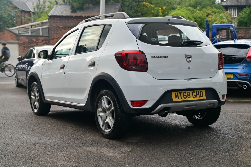 Used Dacia Sandero Stepway 2018 for sale - 75996597: Photo 7
