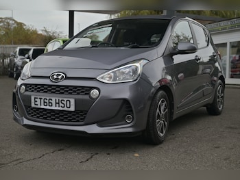 Used Hyundai i10 2017 for sale - 76305754: Photo 3