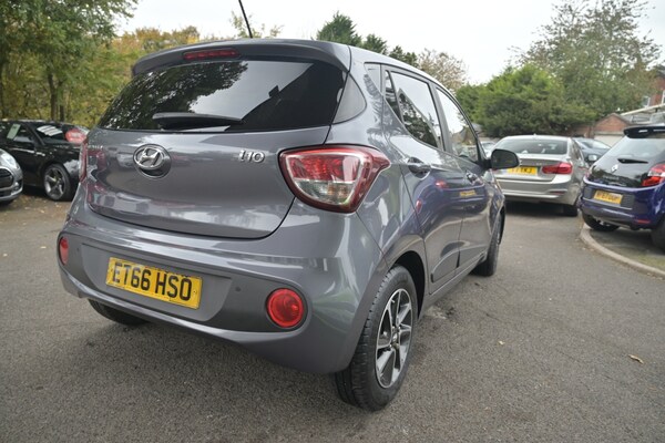Used Hyundai i10 2017 for sale - 76305754: Photo 8