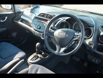 Used Honda Jazz 2014 for sale - 74062252: Photo