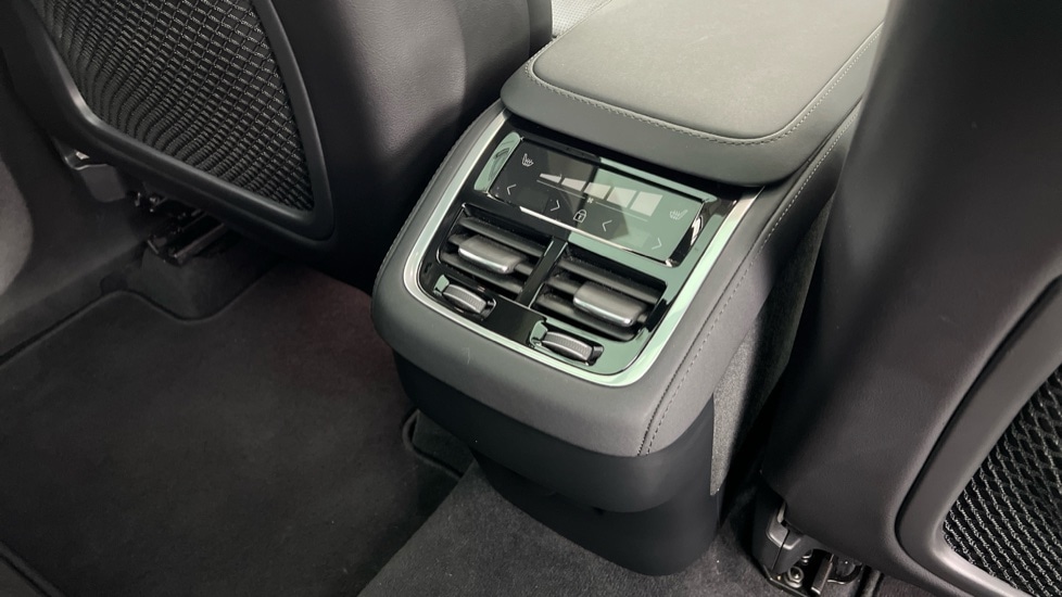 Used Volvo XC90 2025 for sale - 77067744: Photo 41