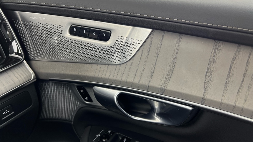 Used Volvo XC90 2025 for sale - 77067744: Photo 51