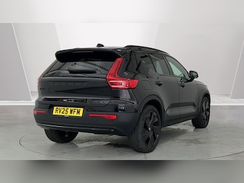 Used Volvo XC40 2025 for sale - 78555556: Photo