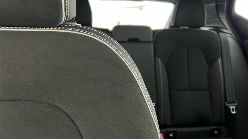 Used Volvo XC40 2024 for sale - 76999514: Photo 37