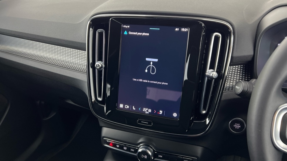 Used Volvo XC40 2024 for sale - 76999514: Photo 45