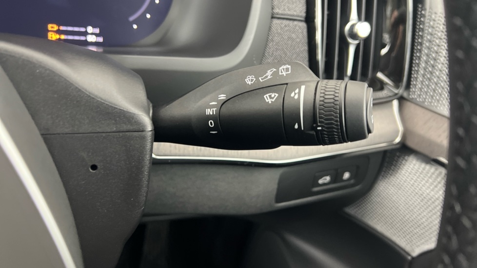 Used Volvo XC90 2025 for sale - 77164197: Photo 23