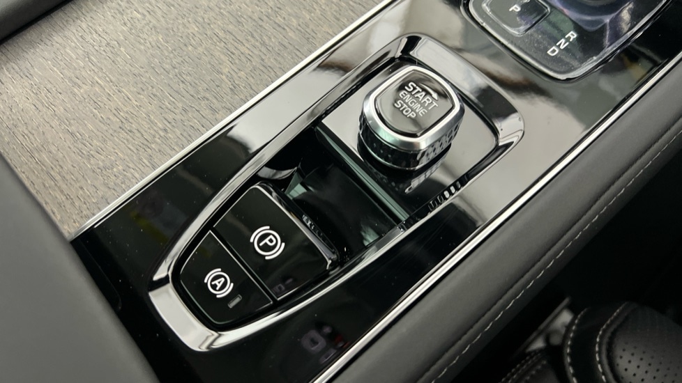 Used Volvo XC90 2025 for sale - 77164197: Photo 27