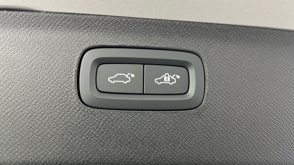 Used Volvo XC90 2025 for sale - 77164197: Photo 35